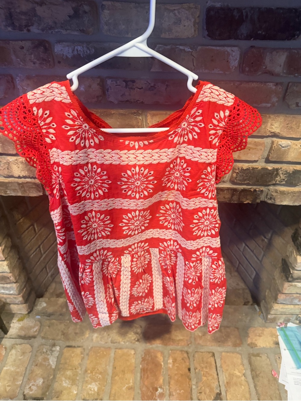 Skies Are Blue Red Floral Crochet-Sleeve Baby doll  Size Large